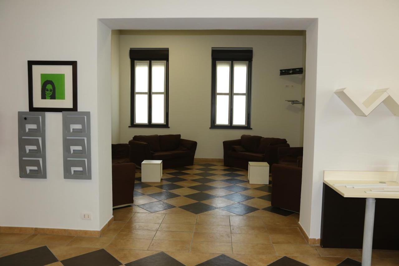 Student'S Hostel Parma Exterior foto
